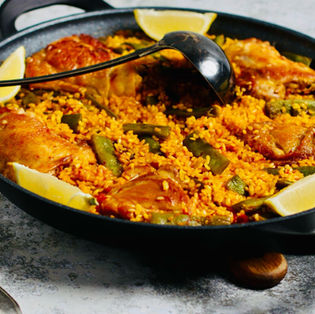 The Ultimate Guide to Authentic Valencian Paella: A Traditional Spanish Recipe