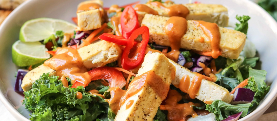 Kale Tofu Salad with Peanut Dressing