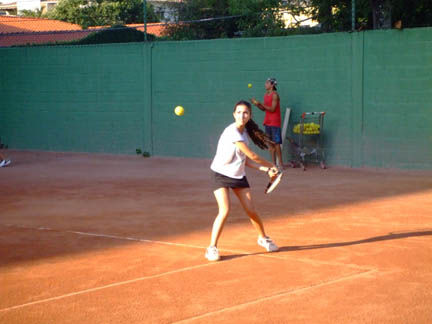 tenisgirl.jpg