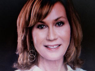 Oncology Yoga Teacher Naomi Maness