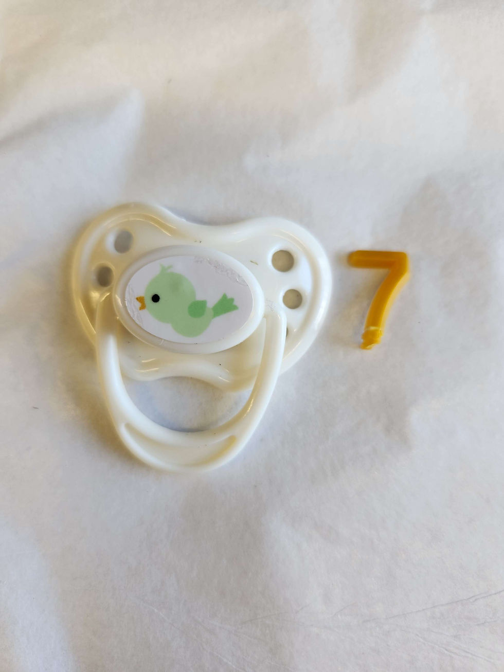 Thumbnail: Magnetic Pacifiers 12 PC (Sweet Little Bird)