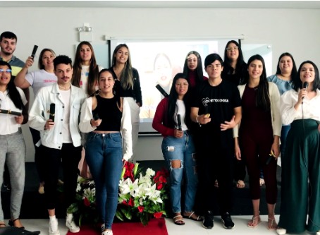 "Do you speak English?" Curso de Odontologia da FIED promove intercâmbio de conhecimento.