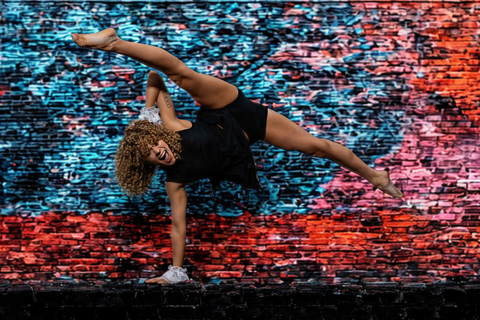  A Teen dancers in contemporary dance costumes. 