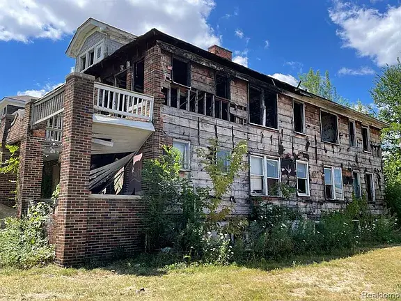 Thumbnail: 18095 Pelkey St, Detroit, MI 48205
