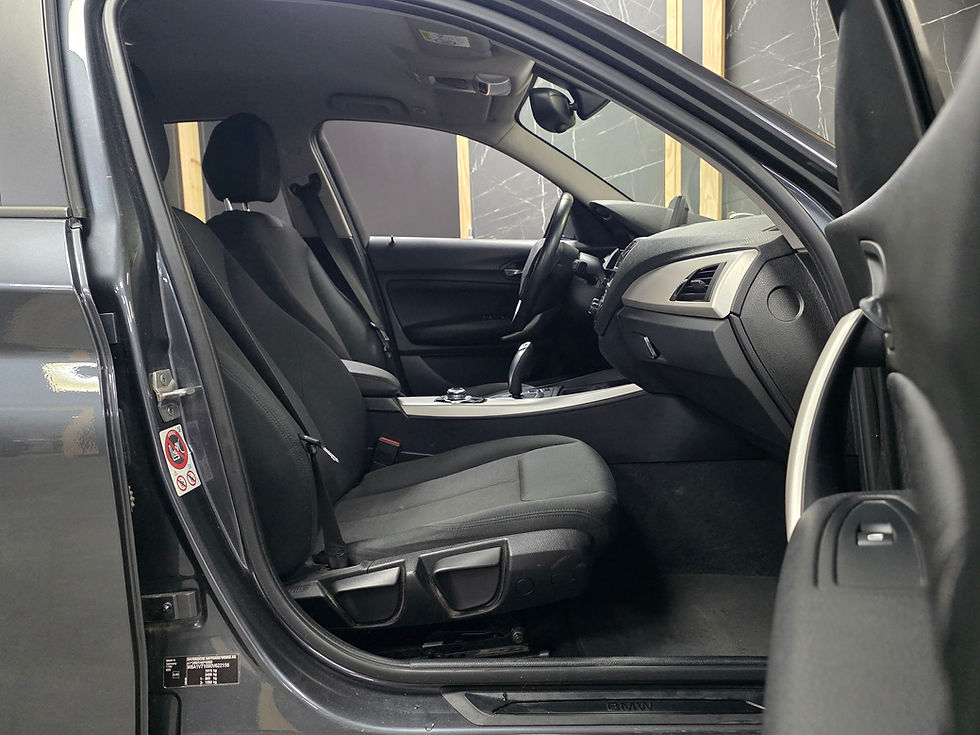 Miniature : BMW SERIE 1 116DA 116 CV BVA GPS BLUETOOTH