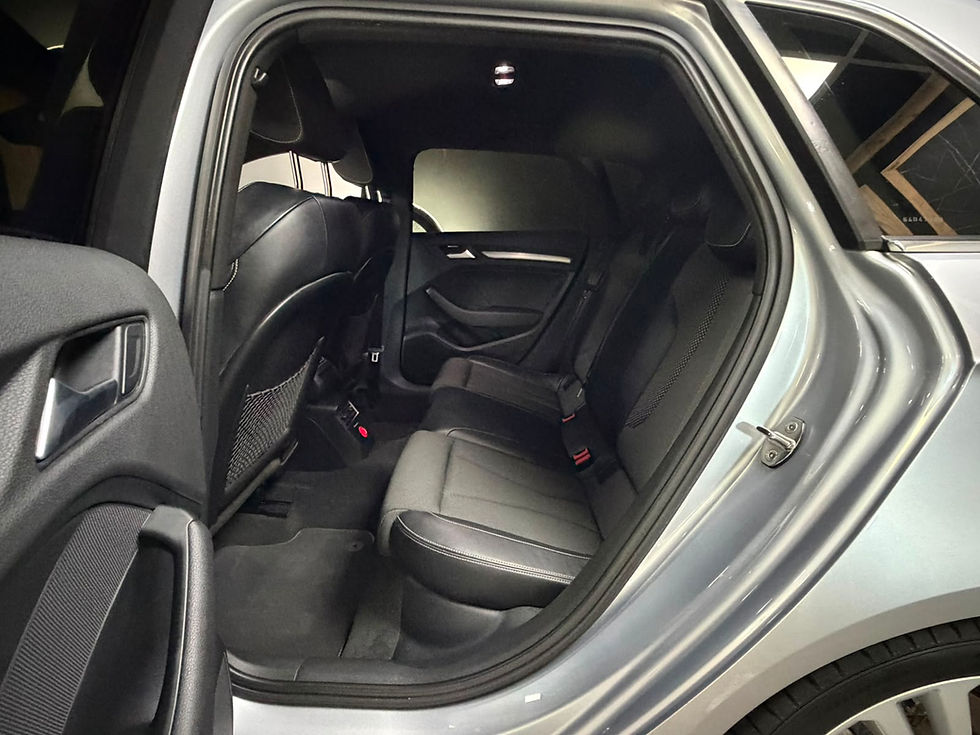 Miniature : AUDI A3 SPORTBACK 1.6 TDI 110 CV GPS TEL