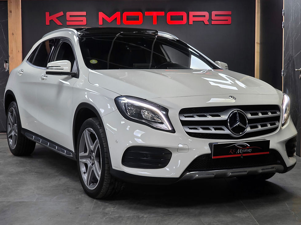 Miniature : MERCEDES GLA 180 D 110 CV BVA GPS BLUETOOTH CAMERA TOIT OUVRANT PANO