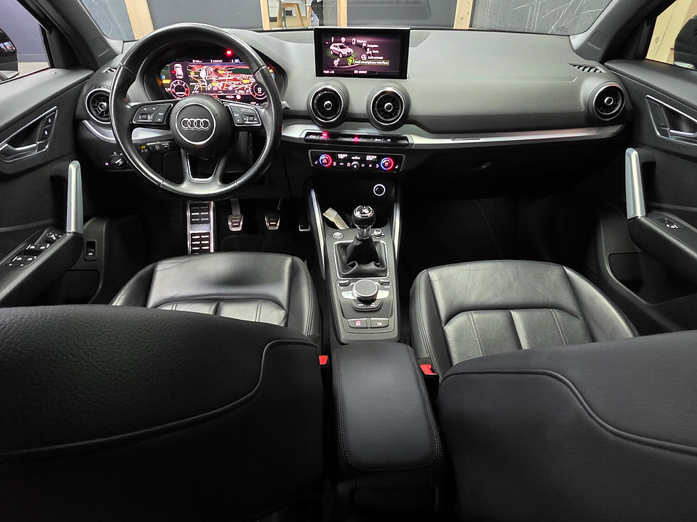 Miniature : AUDI Q2 1.6 TDI 116 CV GPS TEL TOIT OUVRANT