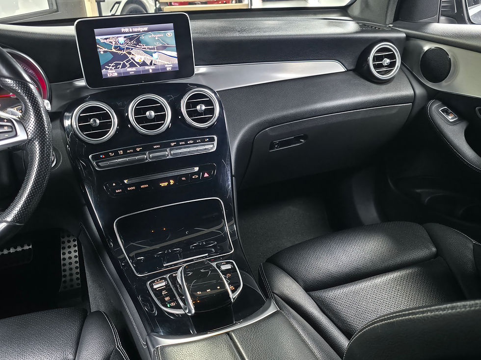 Miniature : MERCEDES GLC COUPE 250 D 204 CV BVA GPS BLUETOOTH CAMERA