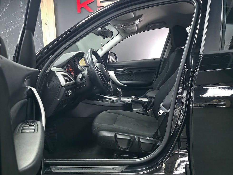 Miniature : BMW SERIE 1 118I 136 CV GPS BLUETOOTH AUDIO