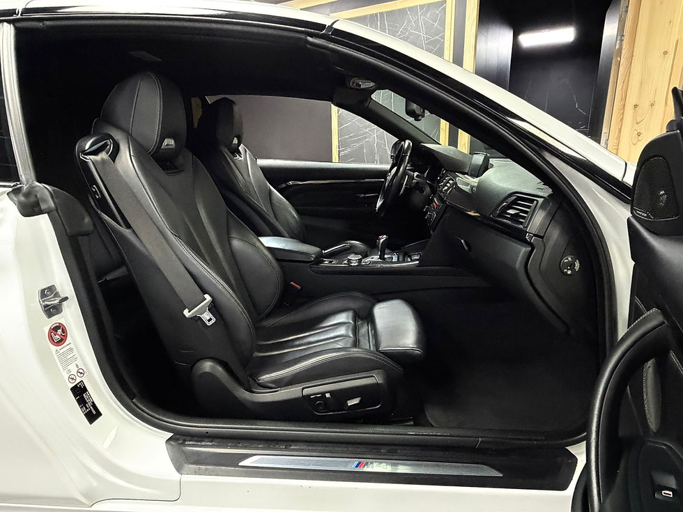 Miniature : BMW M4 CABRIOLET 3.0 431 CV DKG BVA GPS TEL HARMAN KARDON CARBONE FREIN CERAMIQ