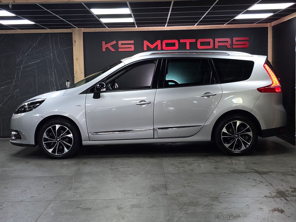 Miniature : RENAULT GRAND SCENIC III 1.6 DCI 130 CV 7 PLACES BOSE BLUETOOTH CAMERA