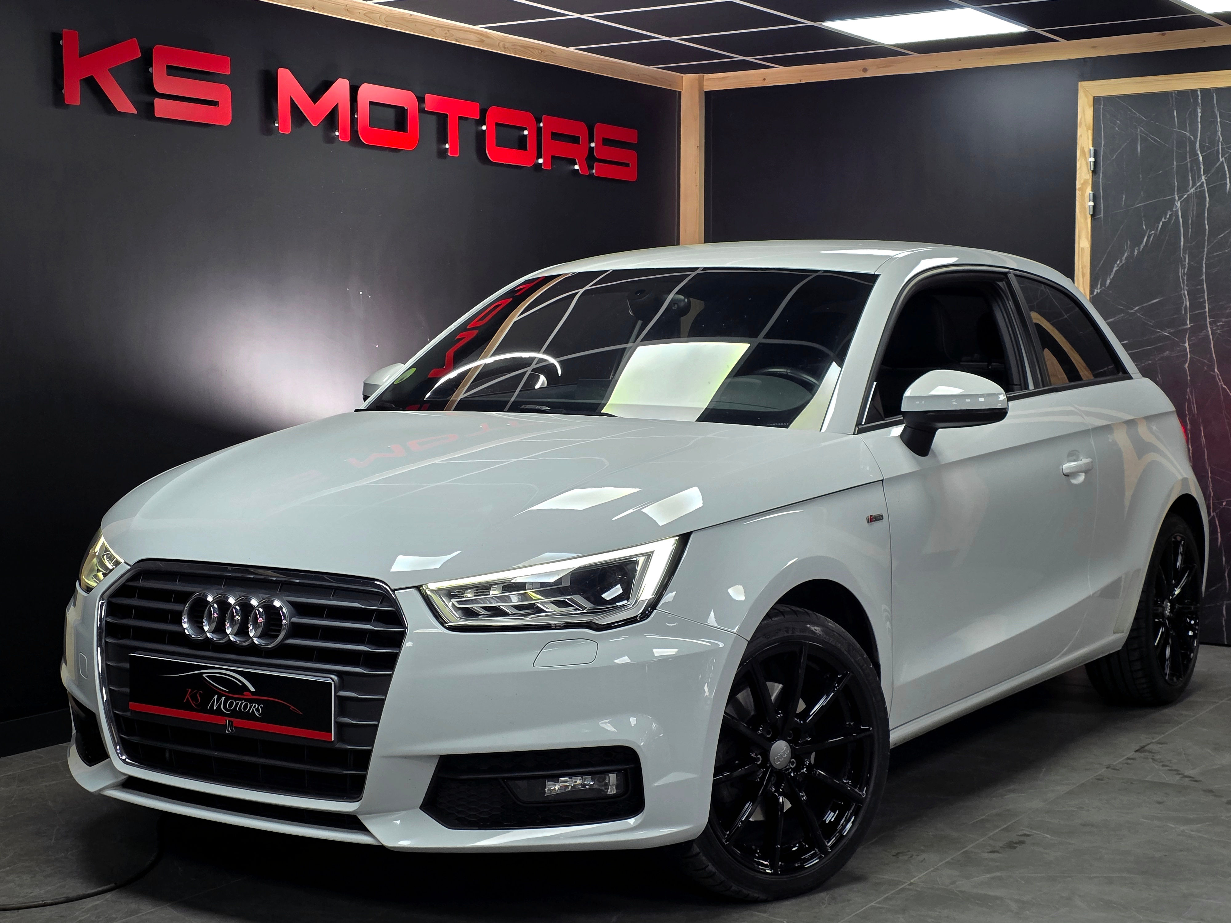 AUDI A1 1.6 TDI 116 CV GPS BLUETOOTH