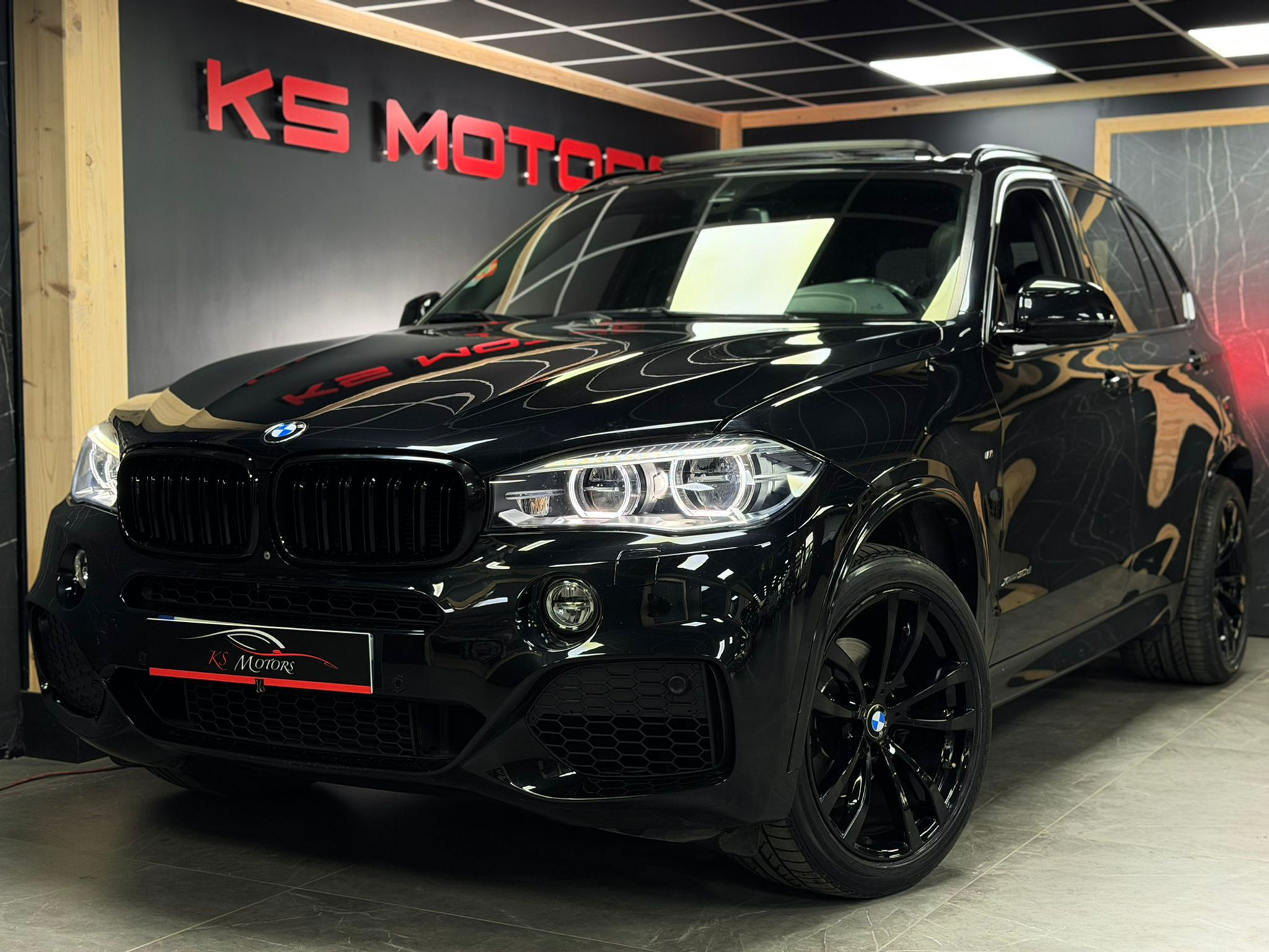 BMW X5 (F15) XDRIVE 30DA 258 CV BVA GPS TEL TOIT OUVRANT PANORAMIQUE