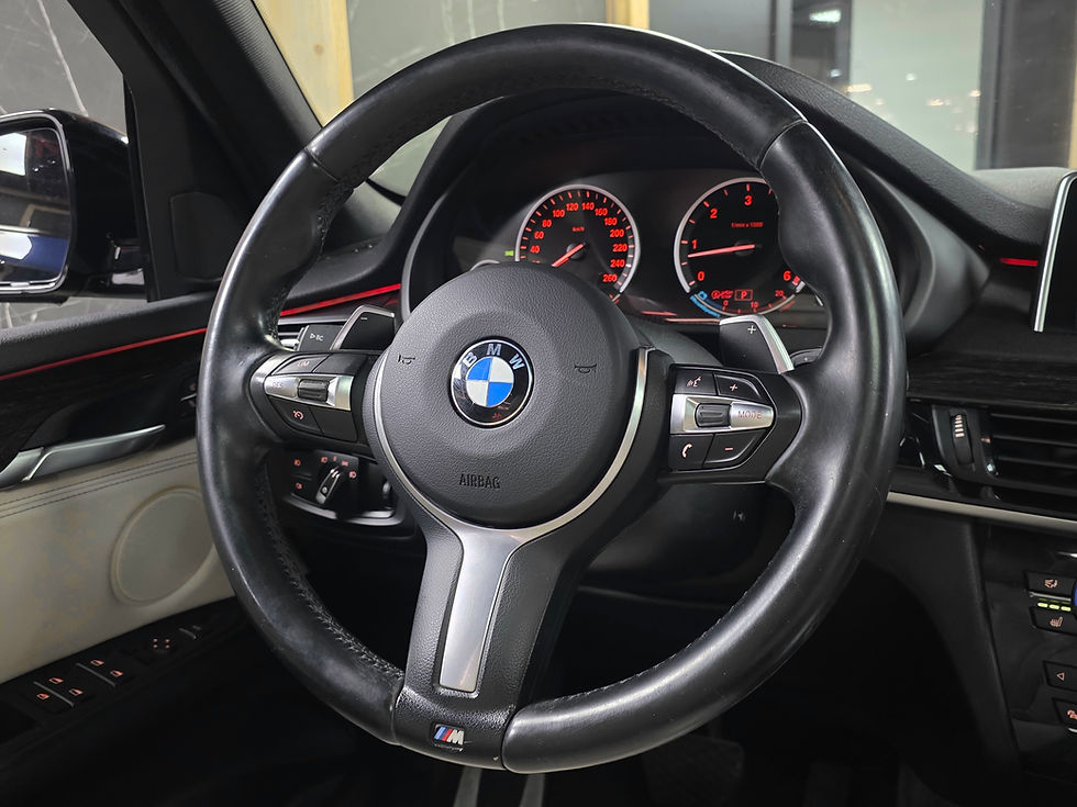 Miniature : BMW X5 F15 XDRIVE30DA 258 CV GPS BLUETOOTH CAMERA360 TOIT OUVRANT PANO
