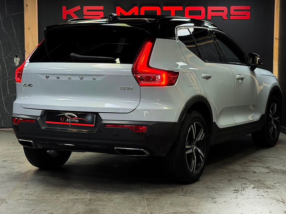 Miniature : VOLVO XC40 D3 2.0 150 CV BVA GPS BLUETOOTH CAMERA CARPLAY TOIT OUVRANT PANO