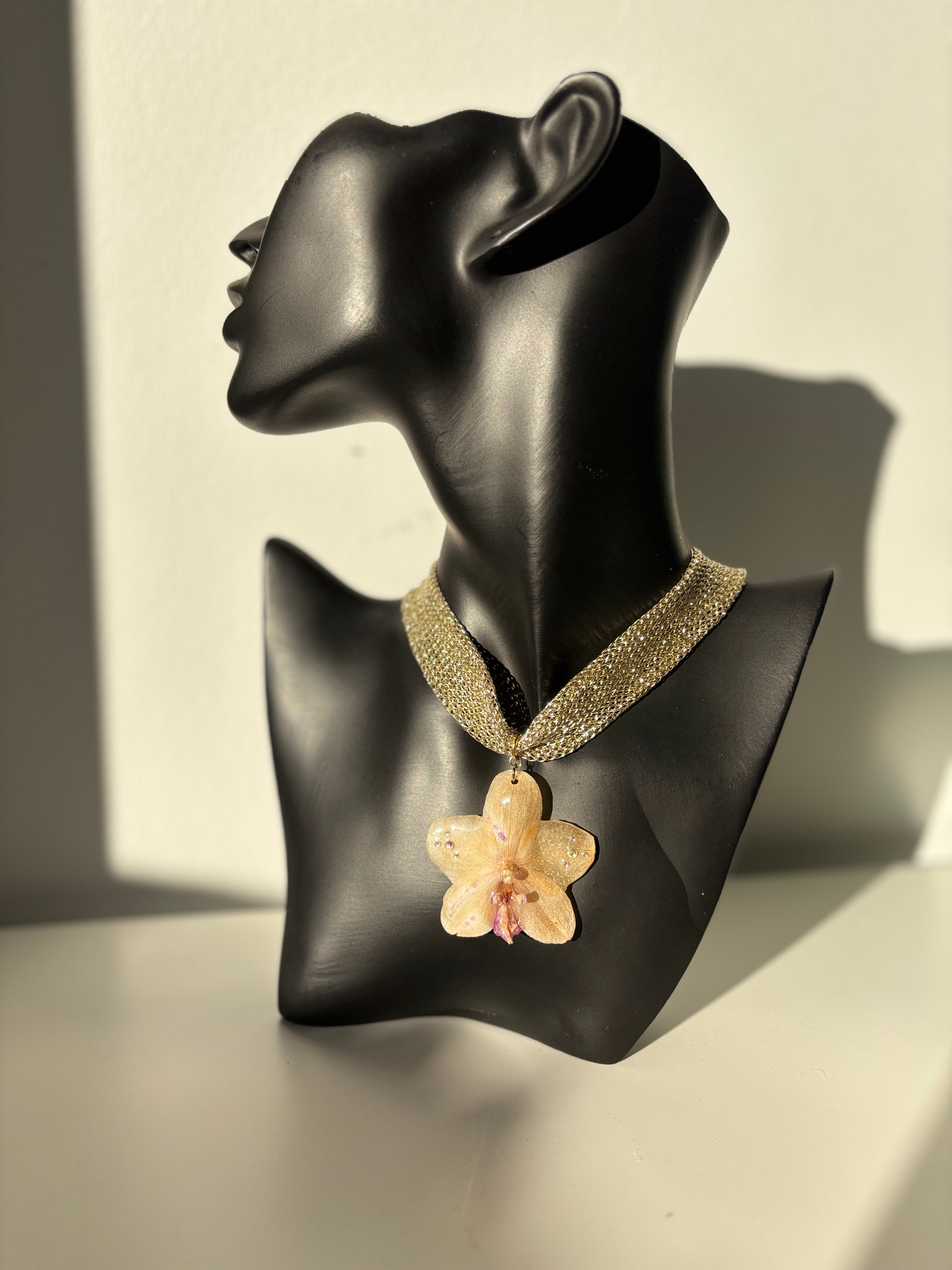 Orchid & Gems Choker Necklace