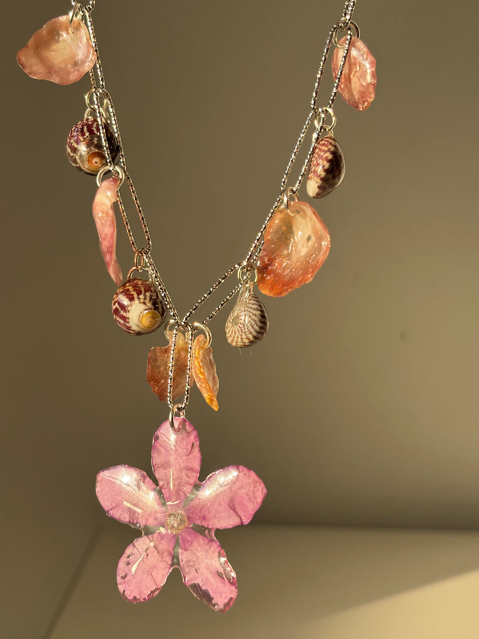 Thumbnail: Cyclamen & Seashells Necklace