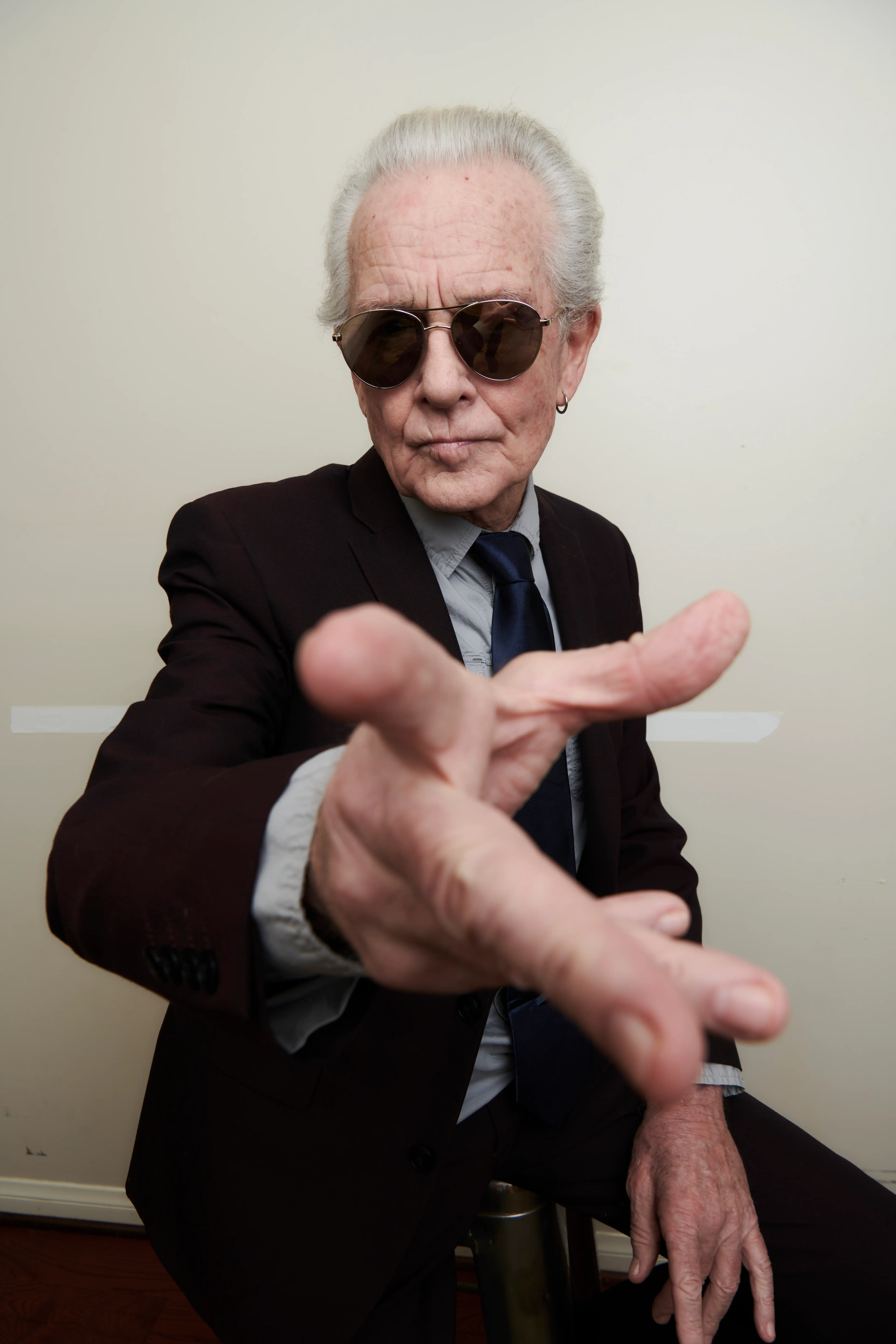 Graham Bonnet pointing to the camera