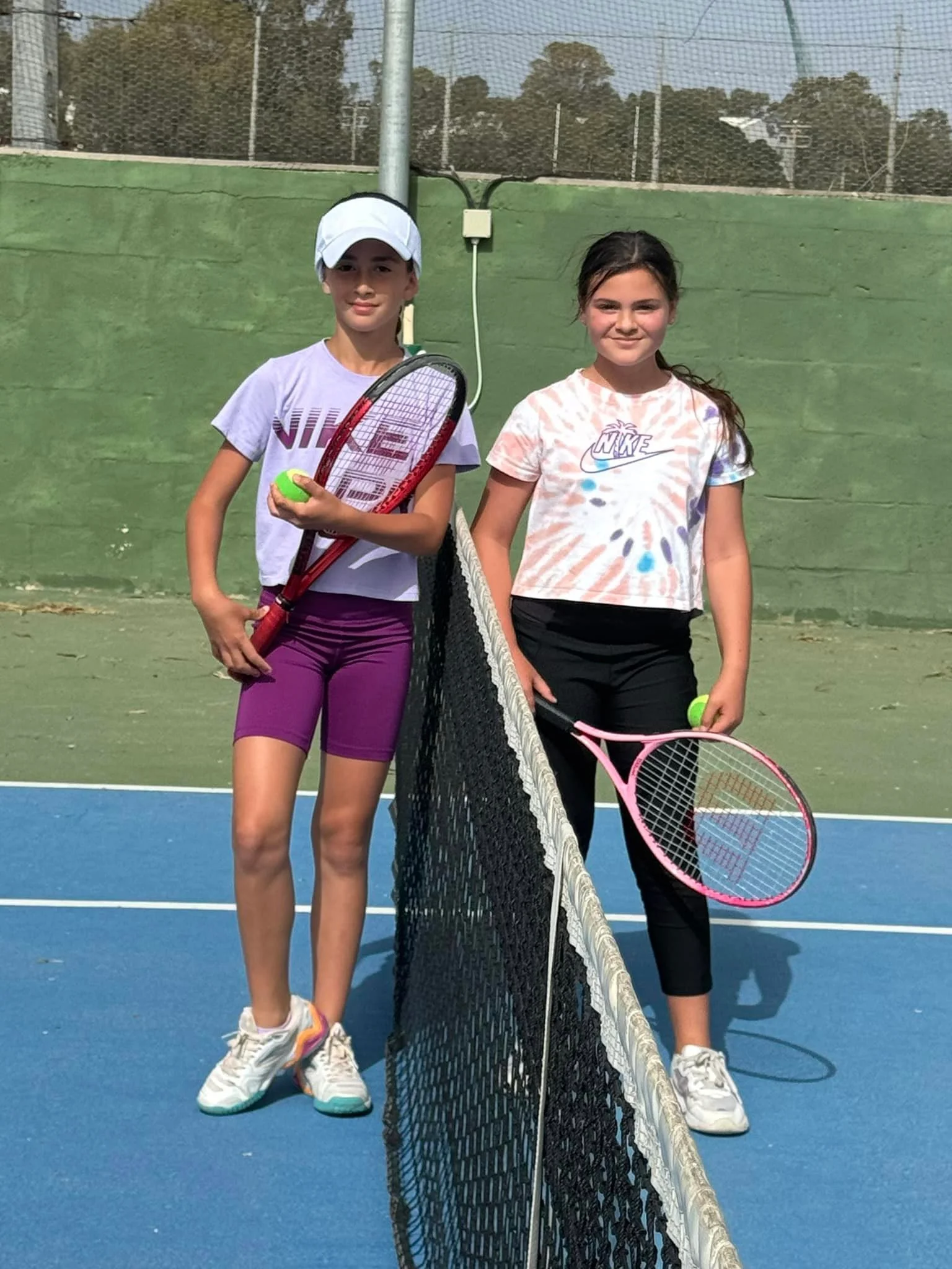 Tennis kids on court