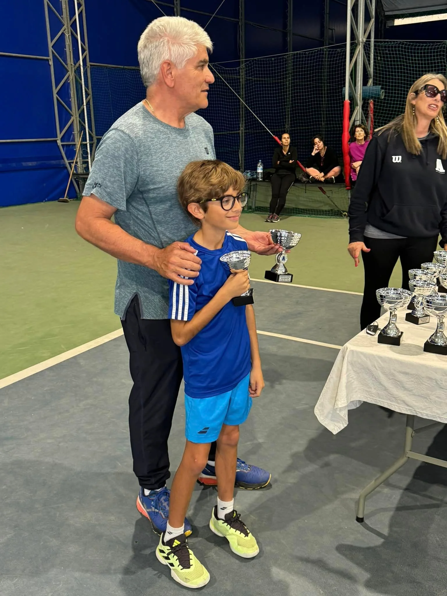 Tennis kid on court
