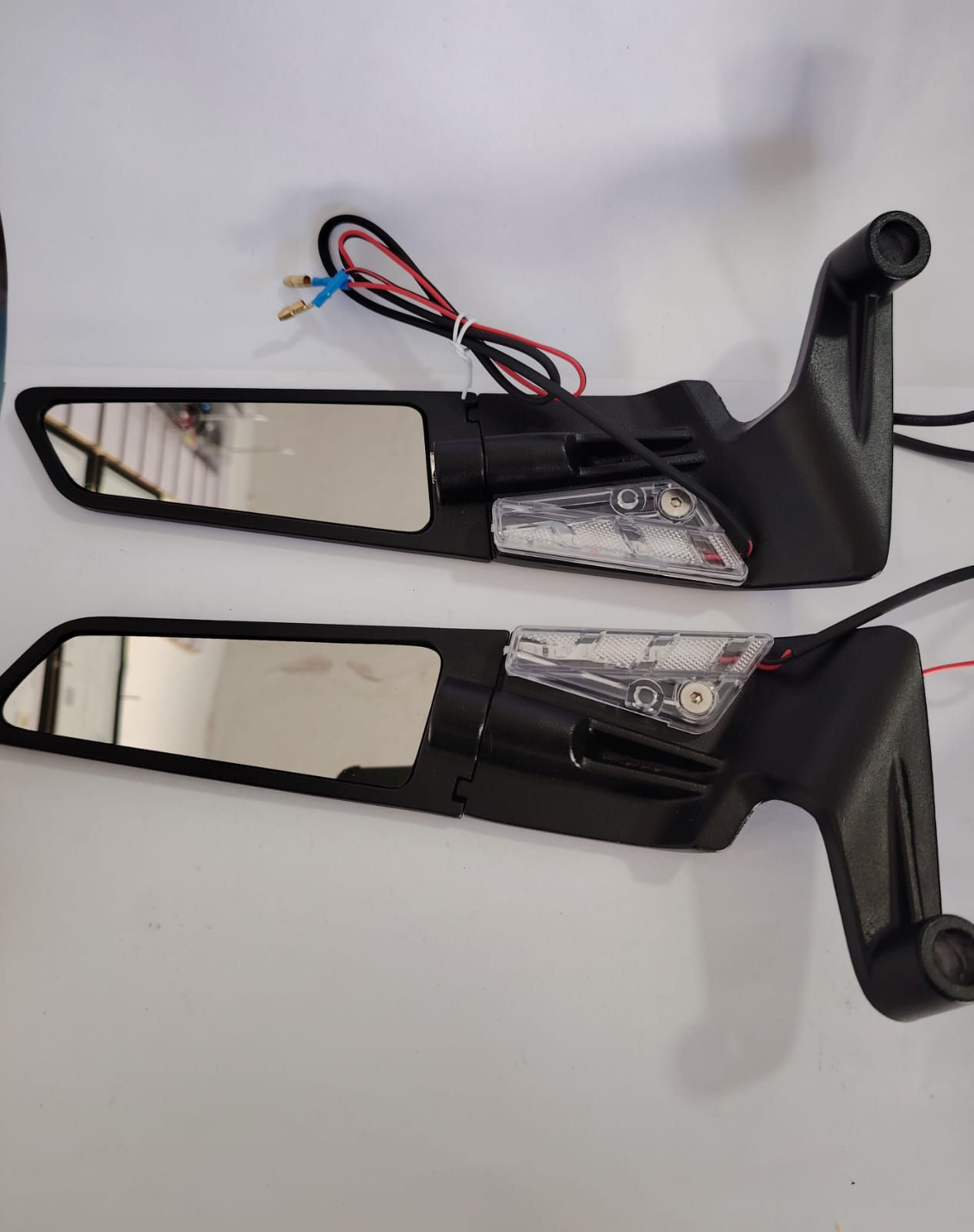 RETROVISORES ALERON CON PIDEVIAS 