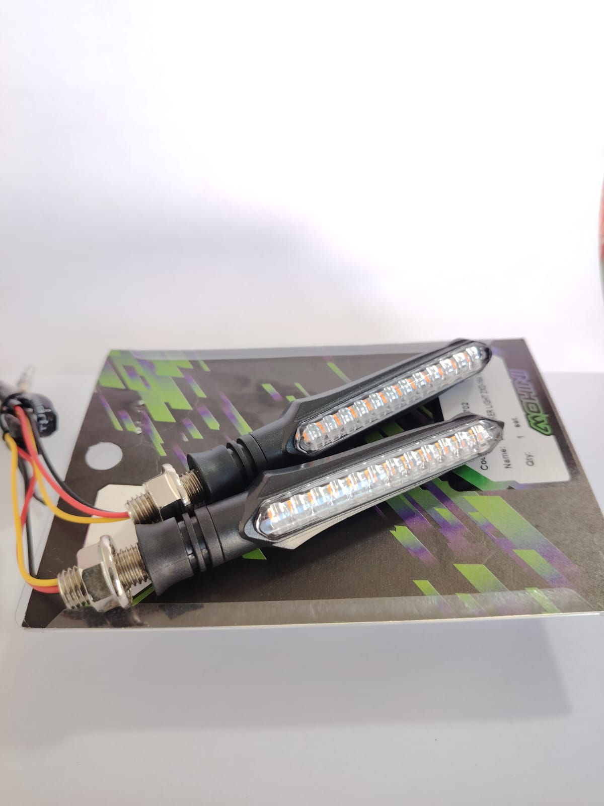 PIDEVIAS LED UNIVERSALES ZXD164 