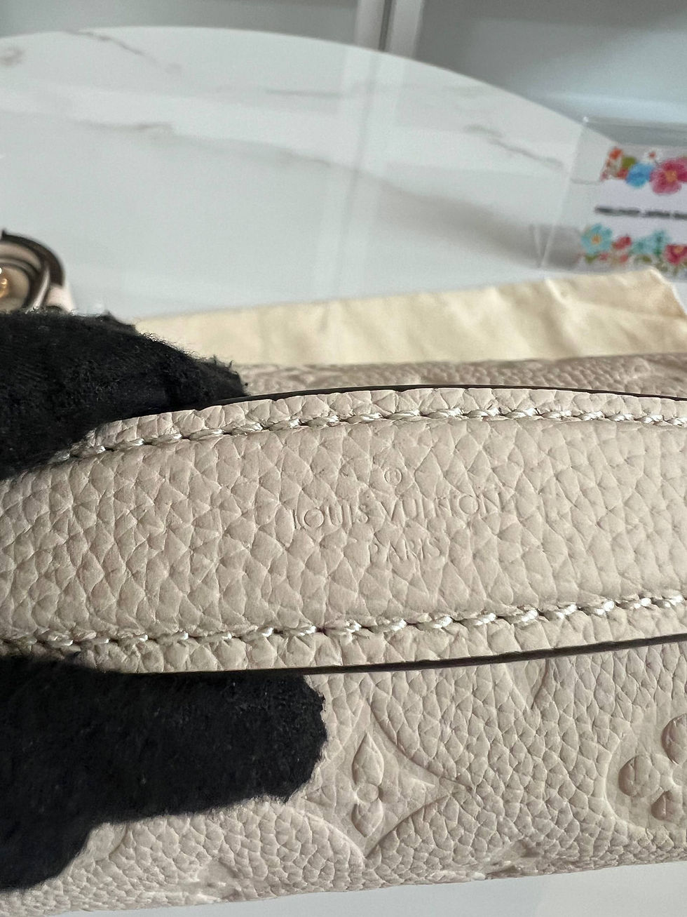 Thumbnail: Metis Creme Monogram Empreinte