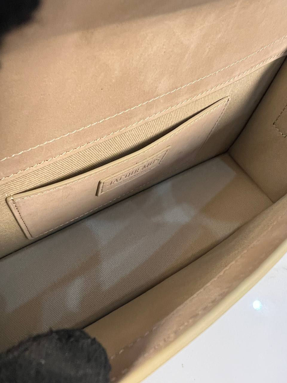 Thumbnail: Le Grand Bambino Suede Beige