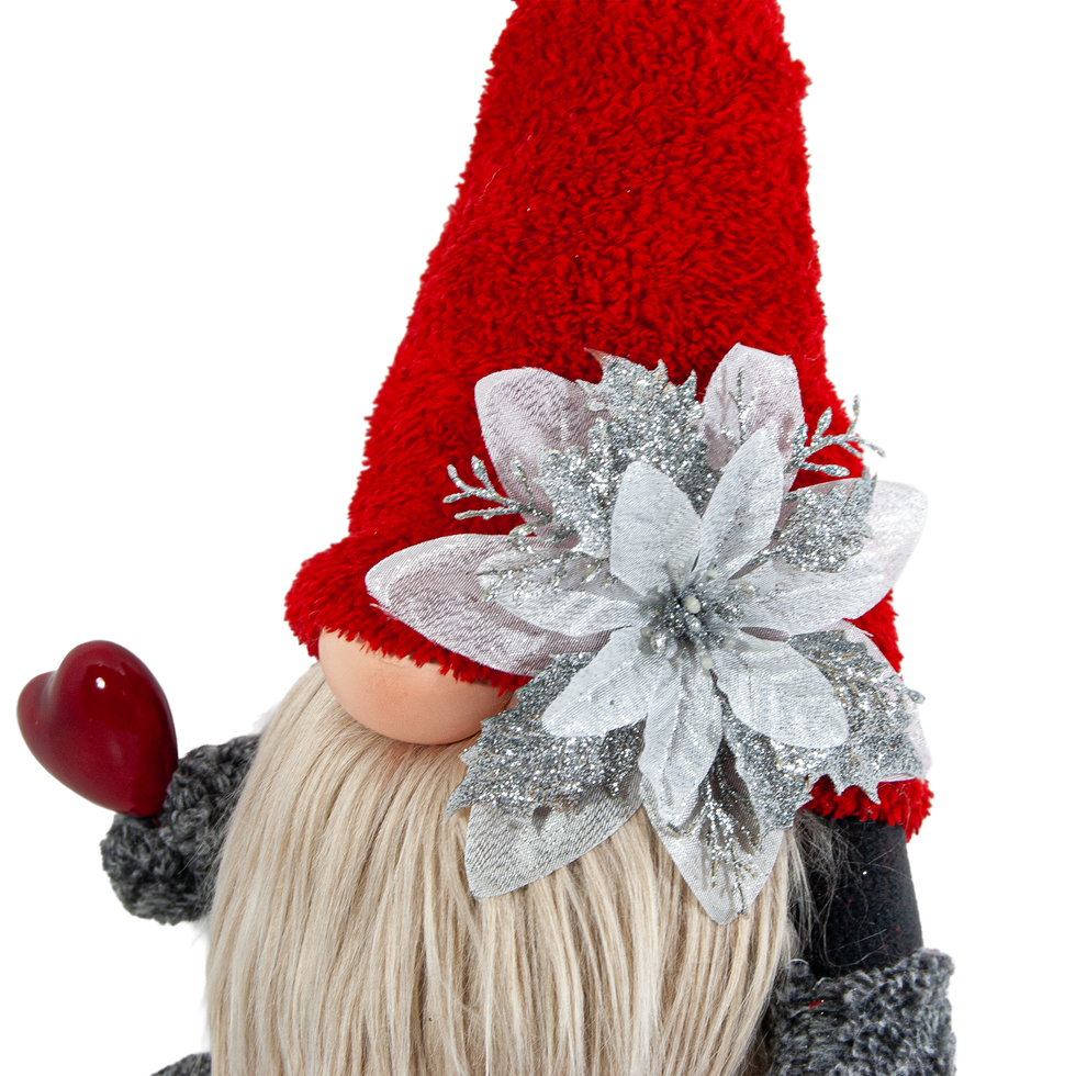 Kırmızı Şapkalı Kalp Tutan Cüce Figürü - Peluş Sevgililer Günü Hediyesi - Sol Görünüm Detay