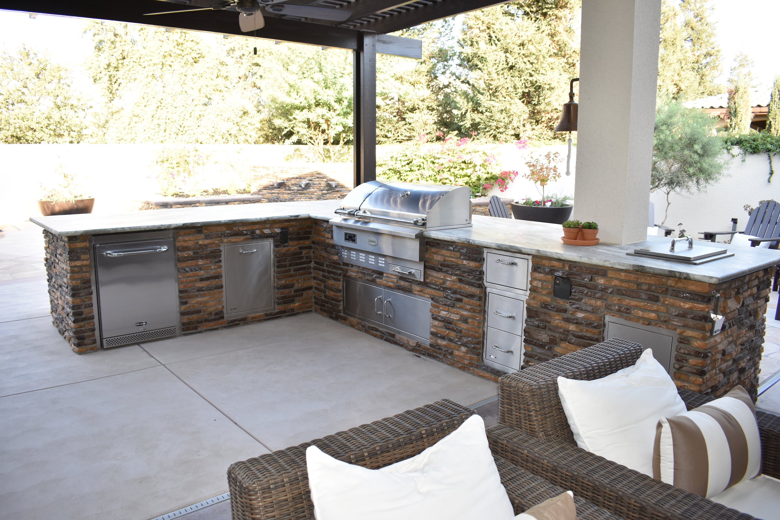 Monji Landscape Companies Outdoor Kitchens