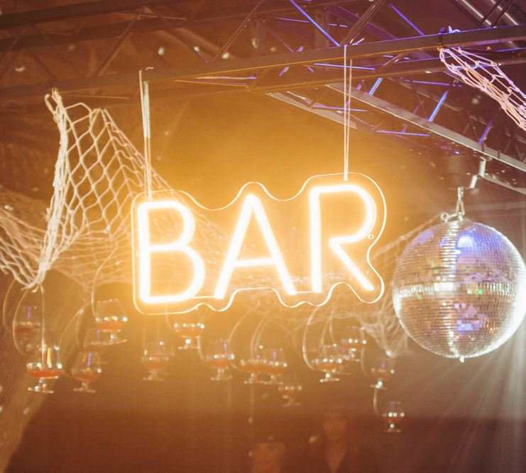 Neona LED uzraksts BAR GA33 — noma Liepājā