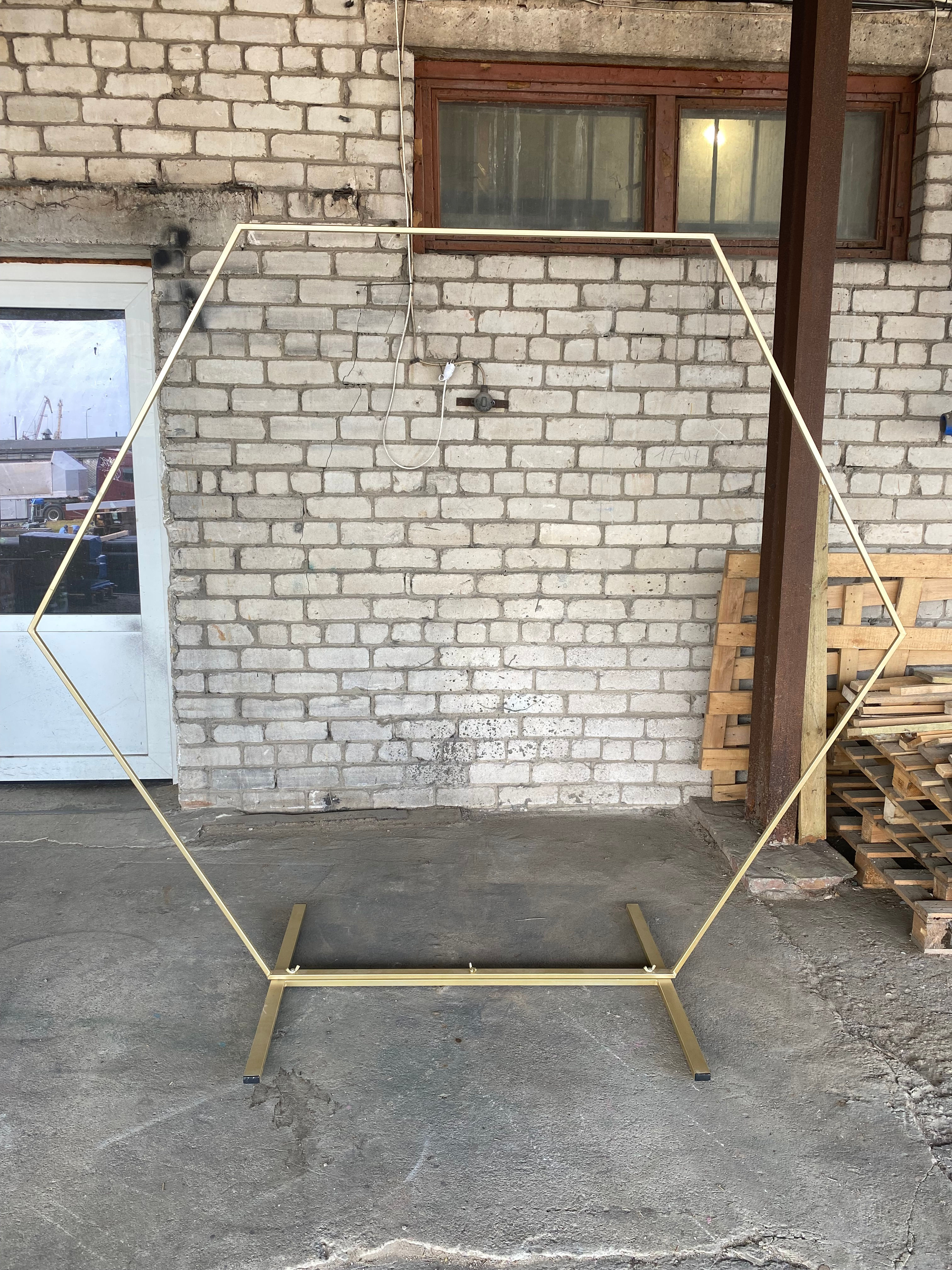 Metāla sešstūra arka #AR06