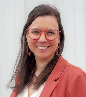 WAHN, LAURA 2022_edited.jpg