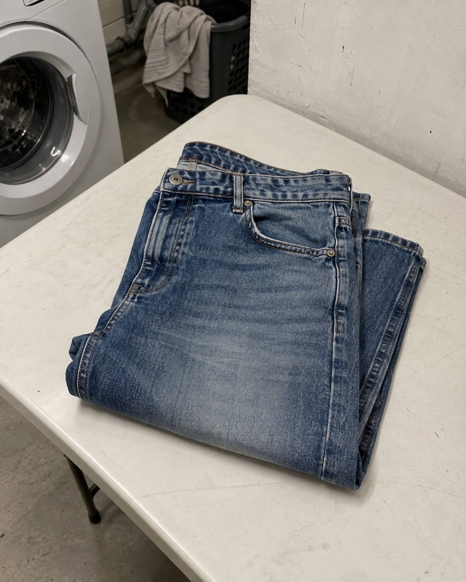 Jean denim bleu délavé