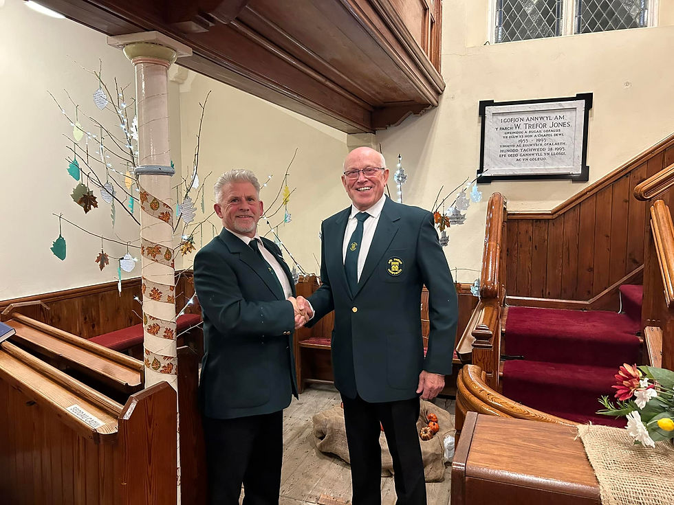 Bryan ambushed by S4C crew at practice 24-5-2016