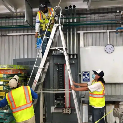 Soplado | Grupo Aguaviento | Industrial