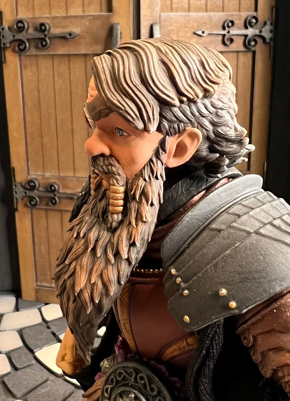 Thumbnail: Tuddor Longpocket Dwarf Head - Unpainted