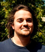 kelly headshot_edited.jpg