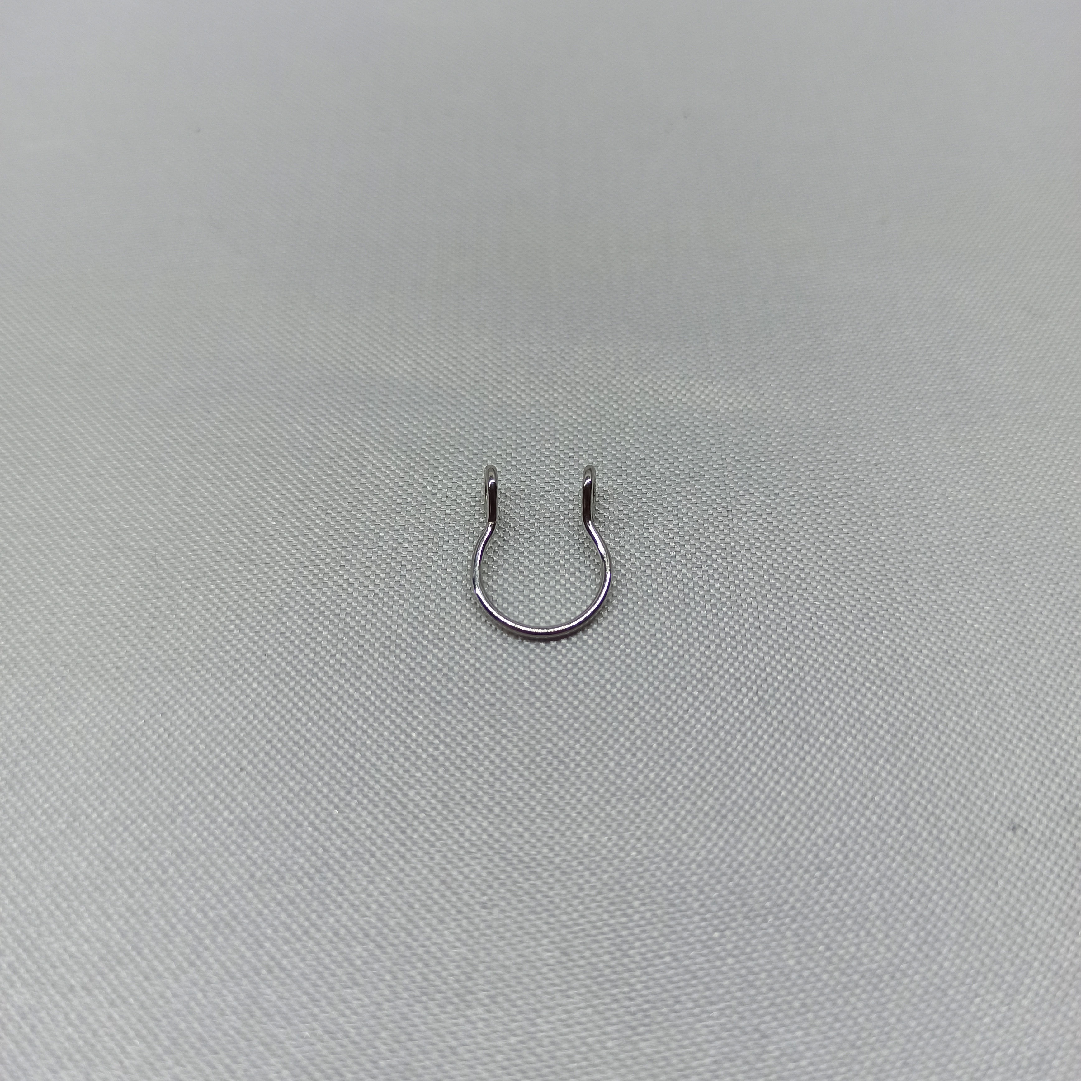 Piercing Falso Septum Sencillo