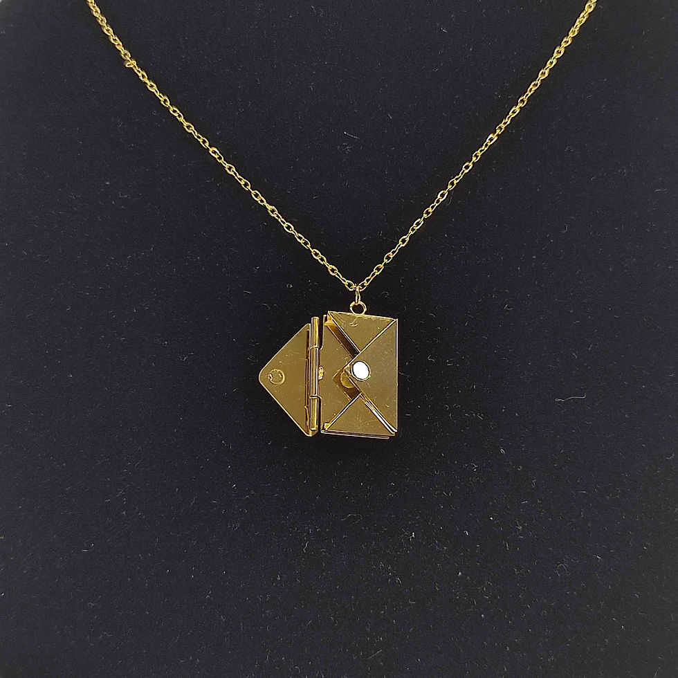 Miniatura: Collar Sobre con Mensaje Secreto Dorado