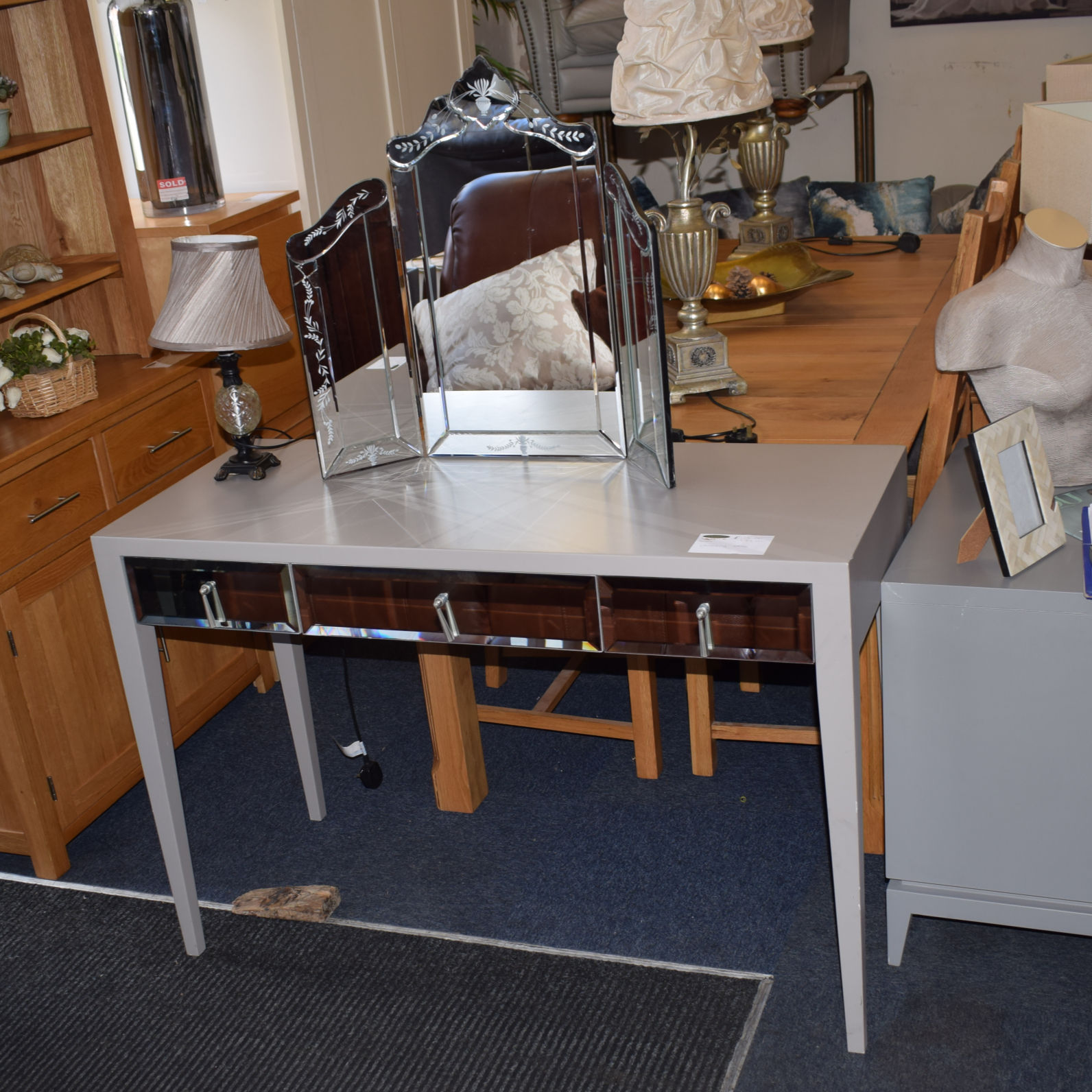 Grey and Mirrored Dressing Table