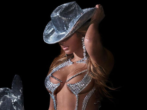 BEYONCE'S RENAISSANCE TOUR WARDROBE
