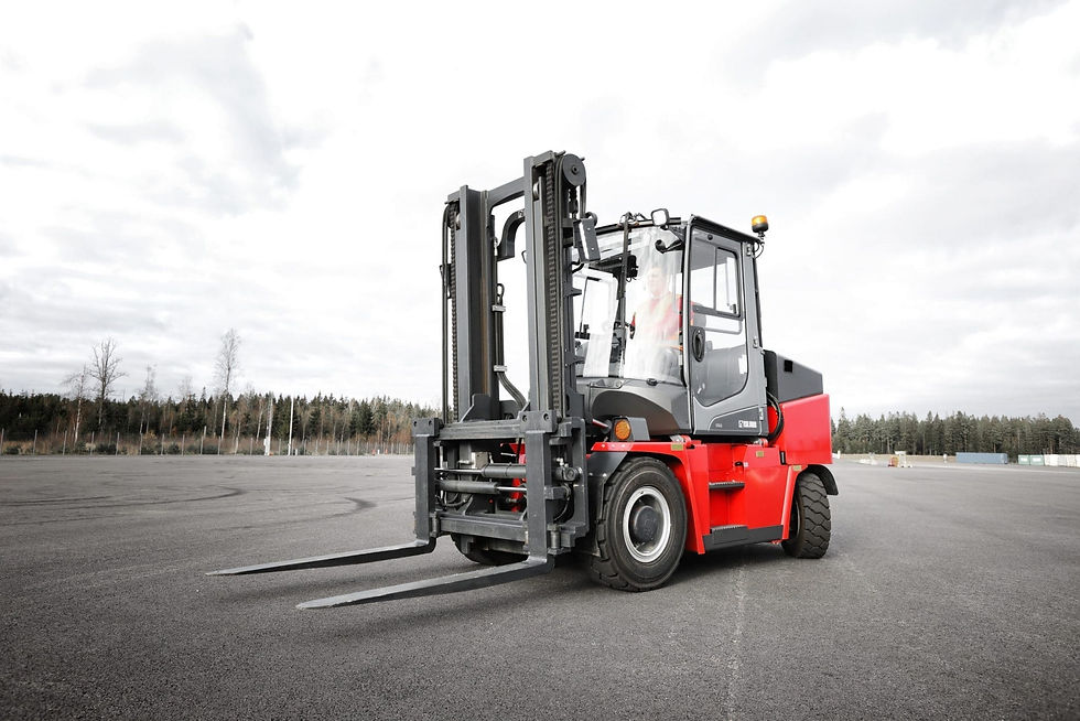 how-forklift-works-hec-scaled-1.jpg