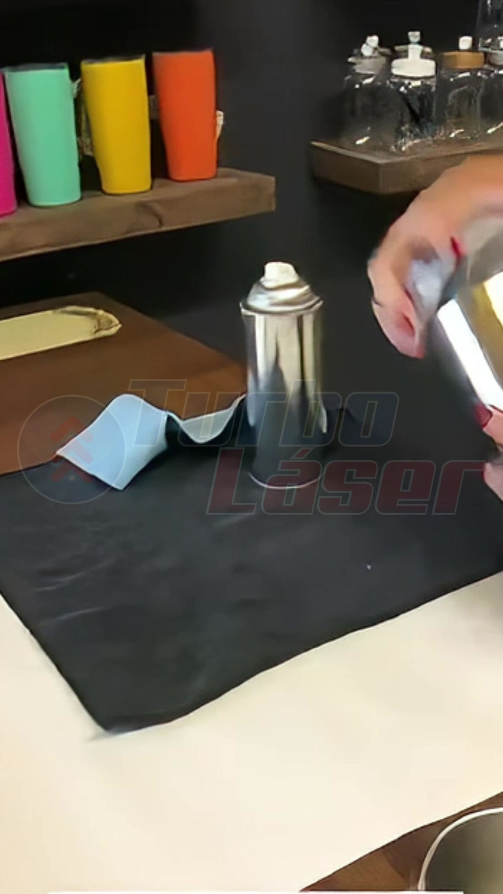 Miniatura: Aditivo Rojo Para Grabado Laser En Metales 340 Gr - 12 Oz