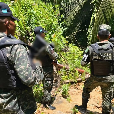 Patrullajes militares protegen recursos naturales en Atlántida