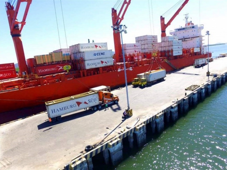 Gerente de la Armería confirma retiro de 36 contenedores con nitrato de amonio destinados a proyectos de infraestructura.