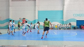 Balonmano hondureño mantiene su ritmo competitivo y empieza a ganar popularidad