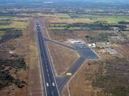 México suma un nuevo aeropuerto con estatus internacional en Colima