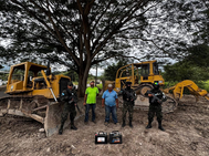 Inhabilitan maquinaria utilizada en actividades ilegales en Santa Bárbara